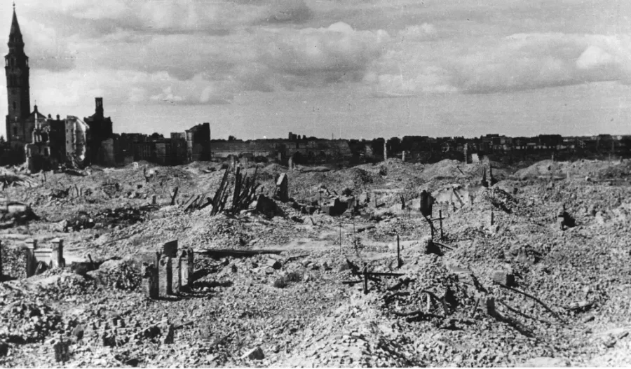 Varsovia tras los bombardeos 